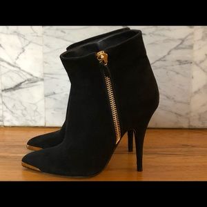 🔥🔥Tabitha Simmons Suede Boots🔥🔥. All reasonable offers accepted